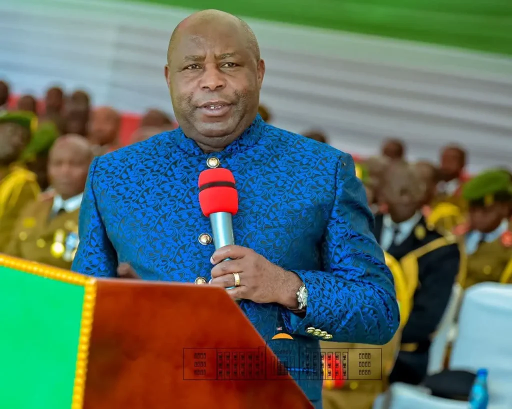 Burundi: El presidente Evariste Ndayishimiye inaugura el año académico 2026-2027 del ISCAM y llama a los futuros oficiales a la excelencia y al patriotismo