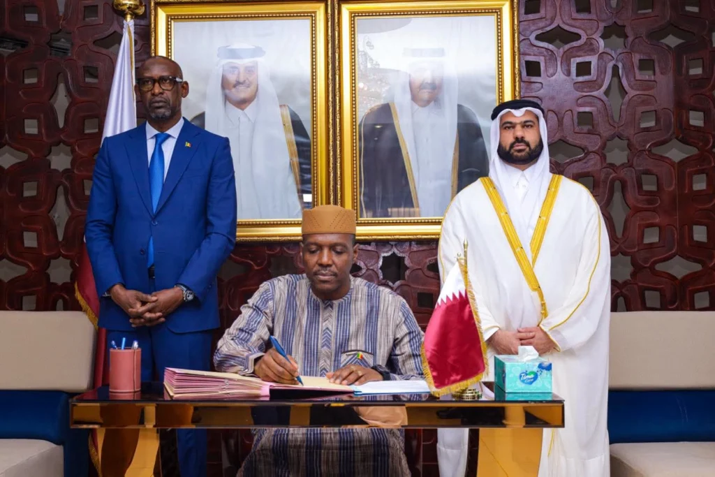 Mali : Bamako s’incline devant la mémoire de Son Altesse Cheikh Hamad bin Khalifa Al Thani, l’Émir père du Qatar